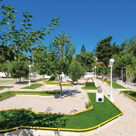 Spacious With Pool Near The In Alicante