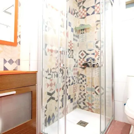 Spacious With Pool Near The In Alicante