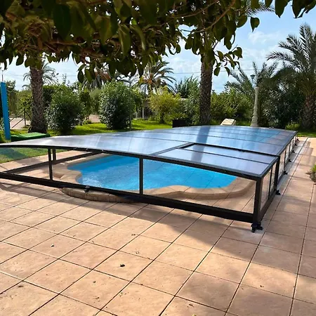 Villa Spacious With Pool Near The In Alicante La Marina